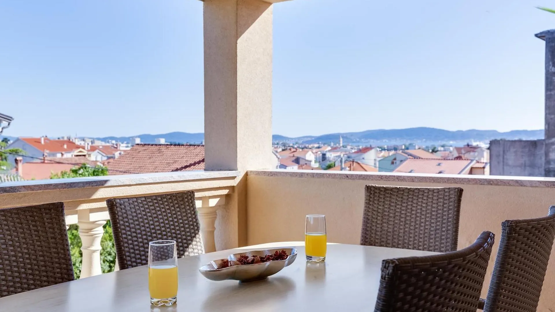 Apartman Dina زادار